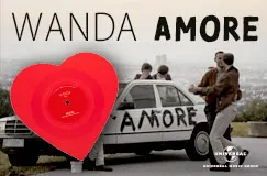 »Wanda: Amore (exklusive 10 Jahre Jubiläums-Edition) (limitierte &amp; nummerierte Edition) (Picture Disc) (+ exklusive Heart Shaped 12" in rot mit zwei Bonustracks)« auf Vinyl. Auch auf CD erhältlich.