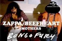 Text: "Zappa/Beefheart Mothers Bongo Fury". Zwei Männer, einer mit Hut und Tasse, in einem Raum.
