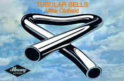 "Tubular Bells Mike Oldfield" in Orange, Darstellung von silbernen Röhren vor blau-weißem Himmel.