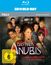 "Das Haus Anubis - Die komplette 2. Staffel" steht im Mittelpunkt. Mehrere junge Menschen lächeln vor einem großen, beleuchteten Gebäude.