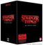 „Netflix“, „Stranger Things: The Complete Series“, 4K Ultra HD HDR. Schwarze Box mit rotem und weißem Text.