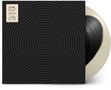 Text: "SYML INFINITY Black Vinyl on White Vinyl Features: 'DIM', 'Believer', 'For the First Time' on seven."
Schwarze, konzentrische Kreise., LP