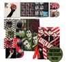 GREEN DAY American Idiot 20. Mehrere Schallplatten und Poster mit einem schwarz-rot-grünen Motiv der Band., 8 LPs und 2 Blu-ray Discs
