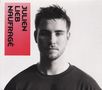 "JULIEN LIEB NAUFRAGÉ" steht vertikal auf einem roten Streifen; daneben zeigt ein Mann in Schwarz-Weiß, kurzhaarig, neutraler Ausdruck., CD