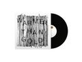 "Warmer Than Gold" in tropfender Schrift. Eine Schallplatte ragt aus einem quadratischen weißen Umschlag heraus., LP