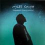 Text: "Myles Smith, Stargazing (Aurora Edition)". Silhouette einer Person, die nach oben schaut, vor einem türkisfarbenen Hintergrund., Single 7"