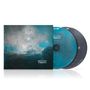 Cover und CDs mit den Texten: "HACKETT & ROTHERY", "THE ROARING WAVES". Illustration mit stürmischer See und Wolken., 1 CD und 1 Blu-ray Audio