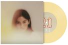 Durchscheinendes Cover zeigt eine unscharfe Frau, eine gelbe Vinyl-Schallplatte mit der Zahl "21" darauf., Single 7"