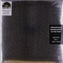 Text zeigt: "Orchestral Manoeuvres in the Dark, Archive Vol. I (1981-1990)". Schwarzes geometrisches Design., 2 LPs