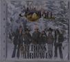 „Firefall Across the Airwaves“. Eine Gruppe von Männern steht vor verschneiten Bäumen; einer hält einen Hund., CD