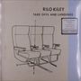 „RILO KILEY TAKE OFFS AND LANDINGS“ steht oben. Zeichnung von Flugzeugsitzen mit Nummern und Pfeilen., 2 LPs