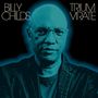 Die Wörter "BILLY CHILDS" und "TRIUMVIRATE" stehen auf einem blauen Porträt eines Mannes mit Brille., CD