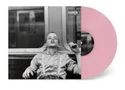 Ein Junge in Schwarz-Weiß sitzt entspannt in einem Zug. Links oben ein "Parental Advisory"-Hinweis. Rechts eine rosa Schallplatte., LP