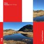 "Klaus Koenig Seven Things", "Past and Presence". Foto von Berglandschaft mit klarem Himmel und Teich., CD