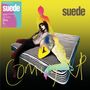 "suede", "Coming Up". Drei farbige Figuren auf einer Matratze vor gelbem Hintergrund. Lebendige Farben und Schattierungen.