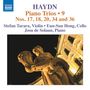 HAYDN Piano Trios 9 Nos. 17, 18, 20, 34, 36. Statue im Vordergrund, beleuchtetes Gebäude im Hintergrund.