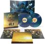 "Fallout 2000: Main Theme". Zwei blaue Schallplatten, eine mit dem Vault-Tec-Logo, die andere mit dem Biohazard-Symbol.