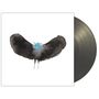 Kein Text. Illustration: Schwarze, flügelförmige Tinte mit blauem Fleck in der Mitte, Vinyl rechts., 2 LPs