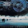 Text: „SOULSIDE JOURNEY“. Illustration mit einer dunklen, surrealen Landschaft und schemenhaften Figuren unter einem abstrakten Himmel.
