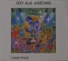 "Deep Blue Something" und "Lunar Phase" oben und unten auf weißem Hintergrund. Farbige Illustration mit Mikrofon, Weltkugel und Meeresmotiven., CD
