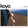 Text: "koyo", "barely here". Eine Hand hält einen Telefonhörer an einem Strand., CD