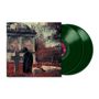 Doppeltes grünes Vinyl vor einem Cover. Ein Mann mit schwarzem Mantel steht auf einem Friedhof, neben einem alten Kreuz., 2 LPs