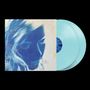Texte: "232"; Illustration eines Gesichts in Blau auf einem Albumcover mit zwei hellblauen Schallplatten.
