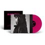 Text: "ALAN VEGA". Schwarze Hülle mit pinkem Text, darunter ein Schwarz-Weiß-Foto einer Person und eine pinke Vinyl-Schallplatte., LP