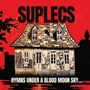 „Suplecs. Hymns Under a Blood Moon Sky.“ Illustration eines alten Hauses vor rotem Hintergrund., CD