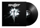Text: SKILLET, AFTER THE STORM. Illustration: Silhouette einer Person vor heller Explosion auf schwarzem Hintergrund., LP