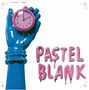 PASTEL BLANK. Blaue Hand hält pinken Stoppuhr. , CD