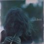 Text: "ALCEST souvenirs d'un autre monde". Ein Kind mit langen Haaren spielt eine Flöte, verschwommener Hintergrund., LP