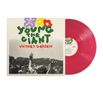 Text: "Young the Giant - Victory Garden." Buntes Cover mit Blumenmotiven, darunter Menschenmenge in Schwarz-Weiß. Pinke Vinyl-Schallplatte., LP