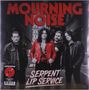 "MOURNING NOISE" und "SERPENT LIP SERVICE". Vier Männer in Lederjacken, einer trägt eine rote Jacke. Hintergrund: Stadtstraße., LP