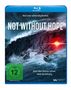 "Nach einer wahren Begebenheit. NOT WITHOUT HOPE. Wenn alles verloren scheint, bleibt die Hoffnung. FSK 12." Sturm auf Meer., Blu-ray Disc