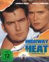 In der Mitte steht "HIGHWAY HEAT", darunter "DIE WAHNSINNSJAGD". Zwei Personen im Vordergrund, ein Auto auf einer Straße unten., Blu-ray Disc