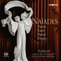 „Naïades, Vierne, Fauré, Pierné, Dupré, Hyelin Lee“; weiße Statue einer Frau mit erhobenen Tüchern vor Orgelpfeifen., Super Audio CD