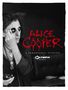 "Alice Cooper, A Paranormal Evening at the Olympia Paris." Schwarzweißfoto von Person mit Schminke, hält Make-up-Behälter., Blu-ray Disc