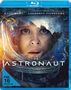 "FSK 16 beantragt. THE ASTRONAUT. Kate Mara. Laurence Fishburne." Ein Gesicht im Astronautenhelm mit Weltraumhintergrund.