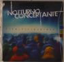 "NOTTURNO CONCERTANTE" und "DiCsotlroeusrsed", Menschen in bunten Jacken von hinten, blickend Richtung Meer., CD