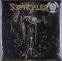 "Modern Primitive", "SEPTICFLESH". Eine düstere Illustration mit einem skelettartigen Wesen in priesterlicher Robe.
