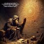 Oben steht "Before the Birth of Light". Ein Mönch zeichnet Muster an eine Wand in einer düsteren Umgebung., CD