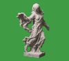 Eine abstrakte Skulptur einer Person auf grünem Hintergrund., CD