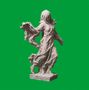 Eine strukturierte, abstrakte Skulptur auf grünem Hintergrund., LP