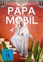 Text oben: "Kad Merad", "Myriam Tekaïa", "Eine Komödie von Sylvain Estibal". Titel: "Papa Mobil", "Ein Papst on Tour". Eine Person in weißem Gewand sitzt auf Treppen, Tauben und Kakteen umgeben sie, mit bläulich-rotem Hintergrund., DVD