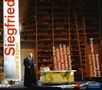 Text: "Siegfried Richard Wagner", "Christian Franz", "Simone Young Philharmoniker Hamburg". Szene: Mann mit Stock vor Bücherregal., 4 CDs