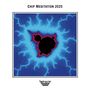 "Chip Meditation 2025." Fraktal mit schwarzer Form, umgeben von roten und blauen Mustern. Darunter ein Logo mit dem Text "Spheric Music"., CD