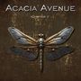 „ACACIA AVENUE – CHAPTER V“. Illustration einer detaillierten, goldenen Libelle auf dunklem Hintergrund., CD
