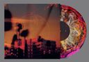 Vorderseite zeigt verschwommen Gebäude im Sonnenuntergang. Vinyl ist bunt marmoriert, dynamische Farben., LP