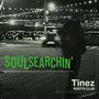 "Soul Searchin', Tinez, Roots Club". Nachtkulisse mit Lichtergirlanden und Silhouette einer Person auf der Straße., LP